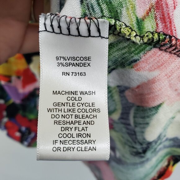 Cupio Multicolor Floral Print Short Sleeve Top XL Stretch Asymmetrical Hem - Picture 11 of 13